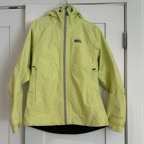 REI Women's Lime Green Rain Jacket - Picture 1 of 7